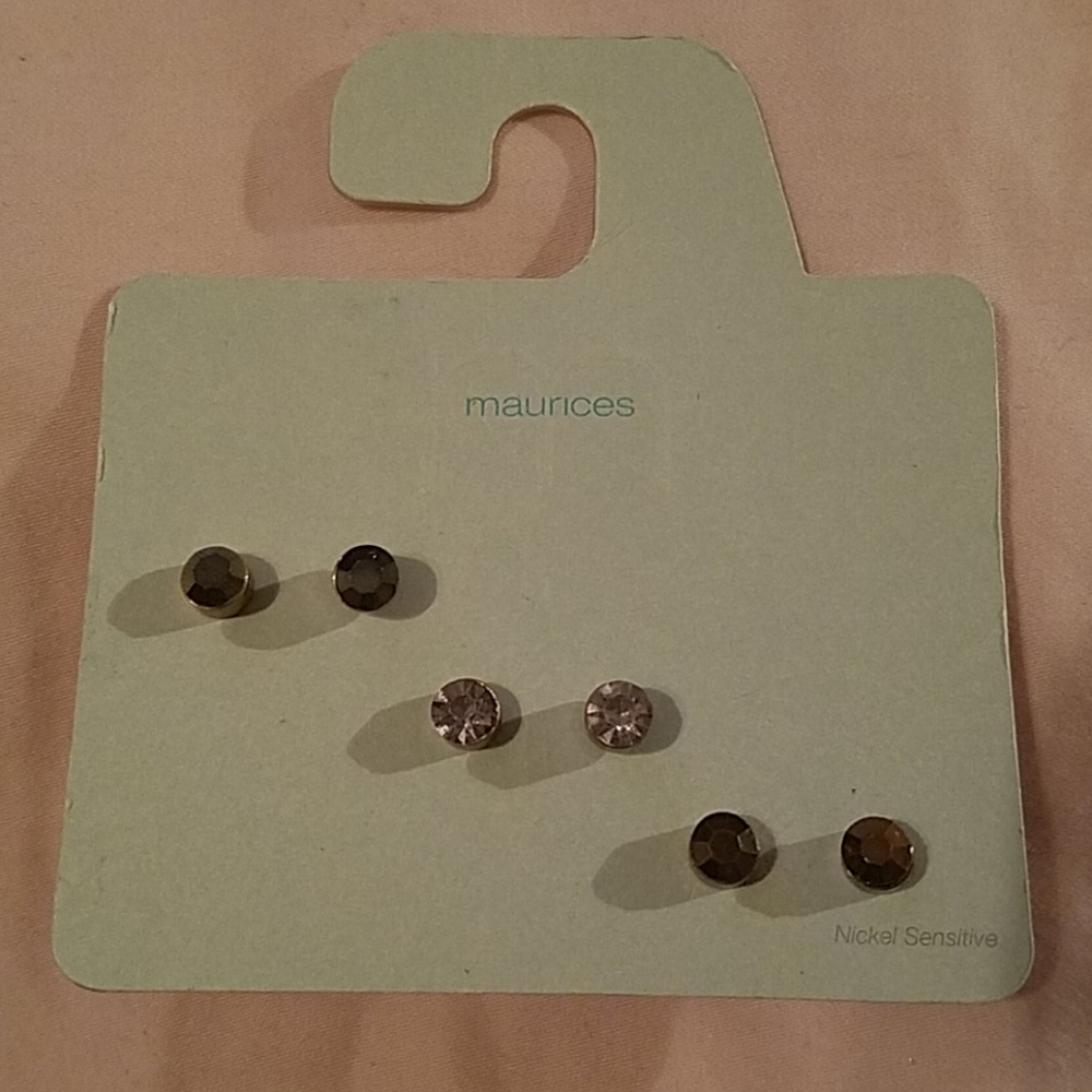 Maurices NWT Stud Earrings 3 Pack